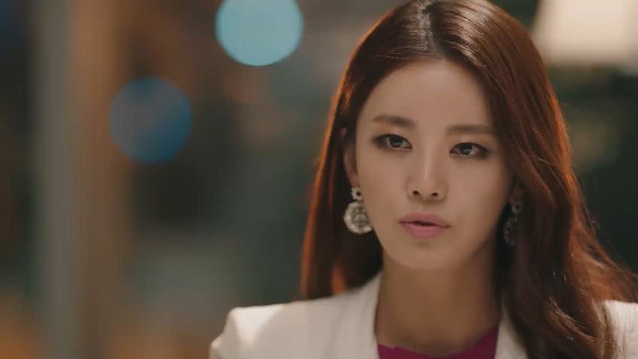 Em dâu đưa con đến trước cửa nhà tôi rồi la lối hống hách, đáng nói hơn là thứ cô ta cầm trên tay