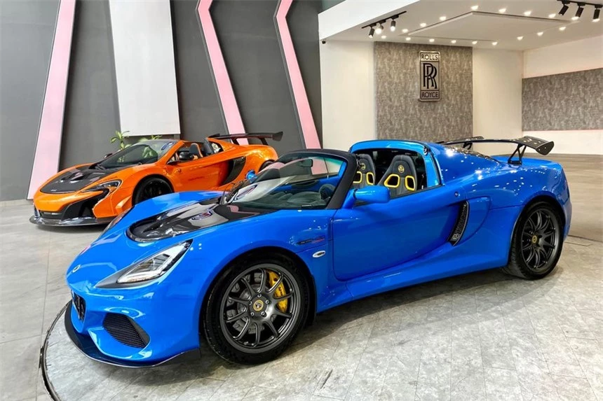 Lotus Exige Sport 420 Final Edition anh 1