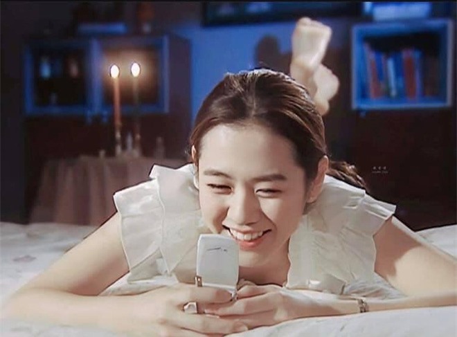 Tròn 21 năm từ ngày Son Ye Jin debut, netizen "đào mộ" phim đầu tay của chị đẹp: Visual đỉnh thế này hot là phải thôi