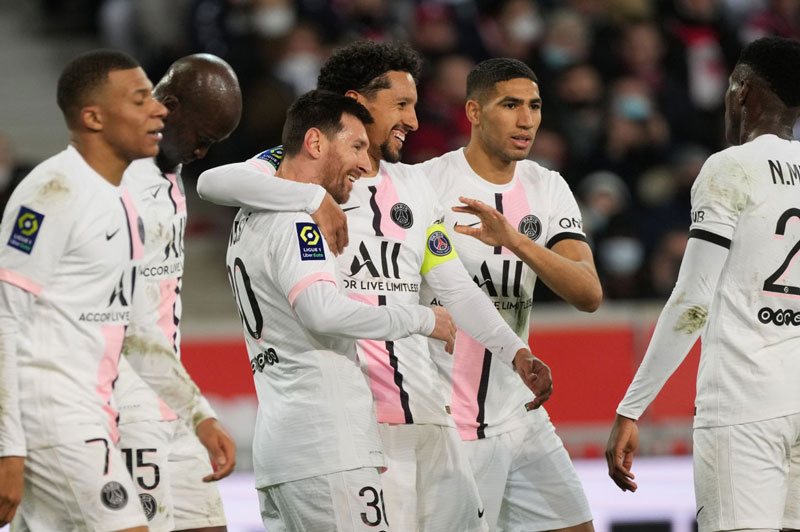 Messi vừa ghi bàn vừa kiến tạo, PSG hủy diệt Lille