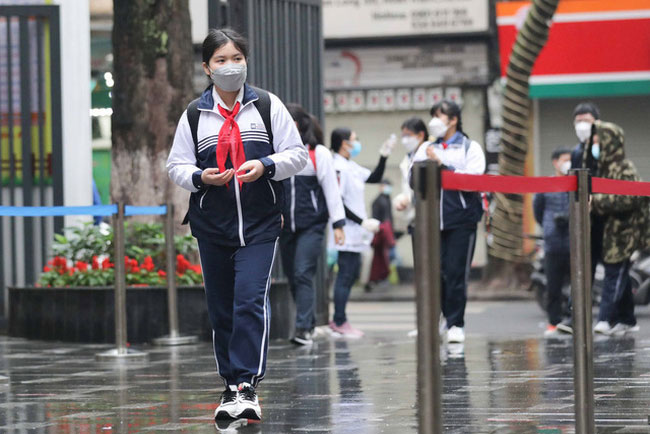 Thủ tướng yêu cầu phấn đấu đưa học sinh, sinh viên học trực tiếp trước 14/2