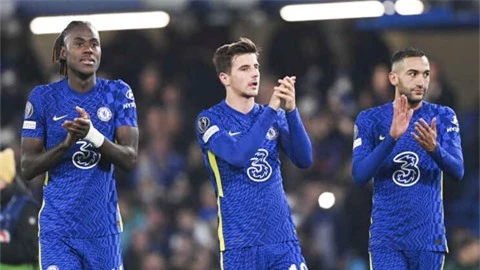 Chelsea giữa muôn vàn đảo lộn