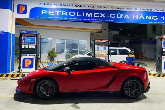 Chi tiết siêu xe Lamborghini Gallardo LP 570-4 Performante thứ 2 về Việt Nam