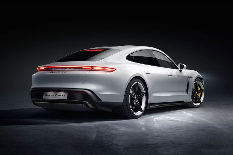 Bảng giá xe Porsche tháng 2/2022