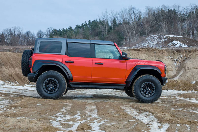 Ngắm SUV địa hình công suất 400 mã lực, giá gần 1,6 tỷ đồng