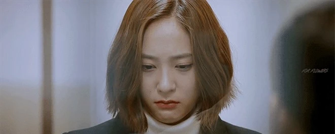 Hội mỹ nhân &quot;xuống tóc&quot; đóng phim: Song Hye Kyo được khen như nữ sinh, bạn gái Song Joong Ki bị chê kém sắc - Ảnh 14.