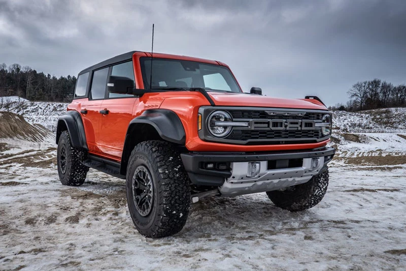 Ford Bronco Raptor 2022.