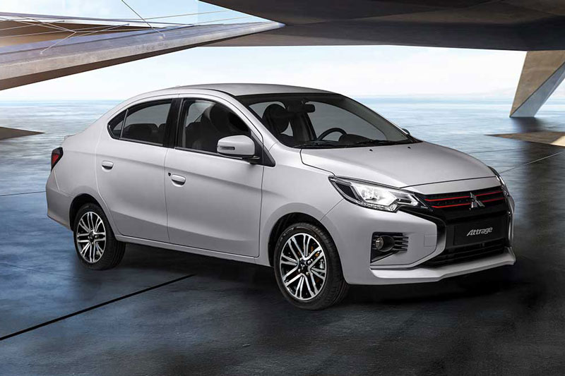 Loạt xe Mitsubishi giảm giá mạnh tại Việt Nam