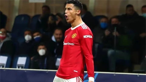 Ronaldo kìm hãm Man United