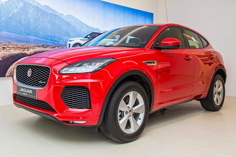 Jaguar F-Pace.