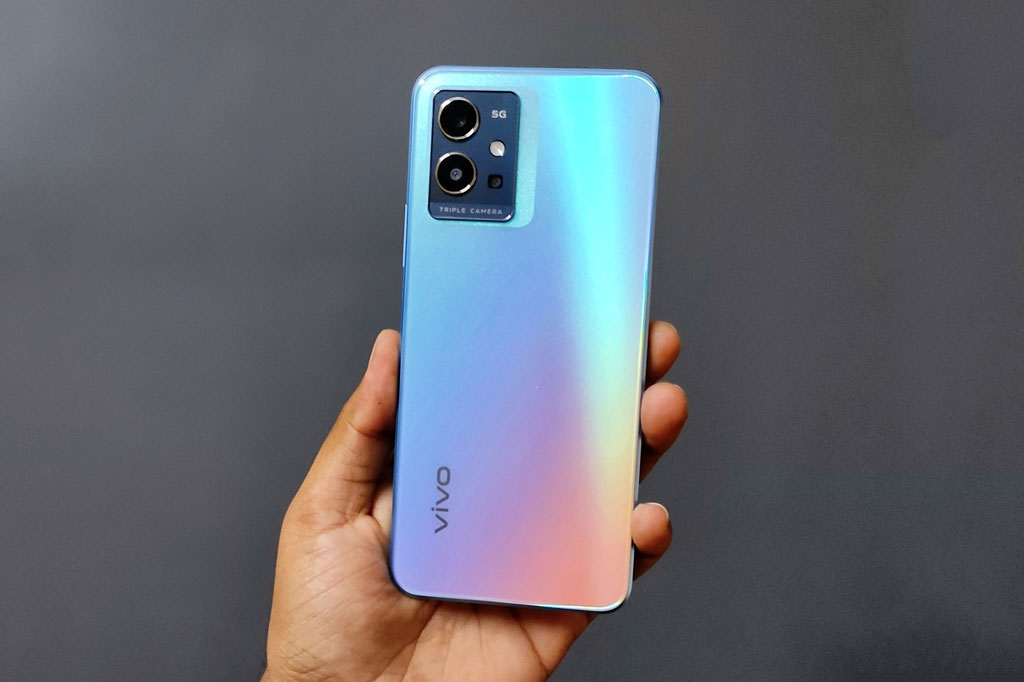 Smartphone 5G, RAM 8 GB, màn hình 120Hz, giá từ 4,56 triệu đồng