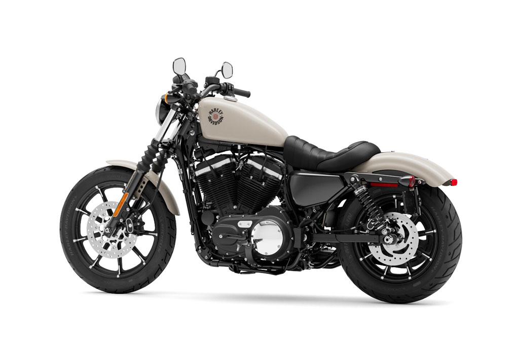B&#x1EA3;ng gi&#xE1; xe Harley-Davidson th&#xE1;ng 2/2022