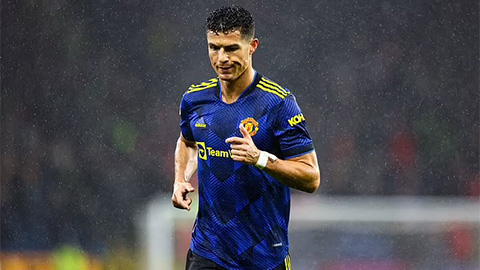 Ronaldo tẽn tò trước 700.000 người vì không biết dùng Instagram