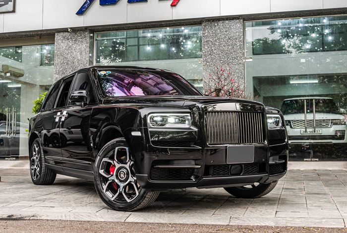 Chi tiết siêu xe Rolls-Royce Cullinan Black Badge tại Việt Nam