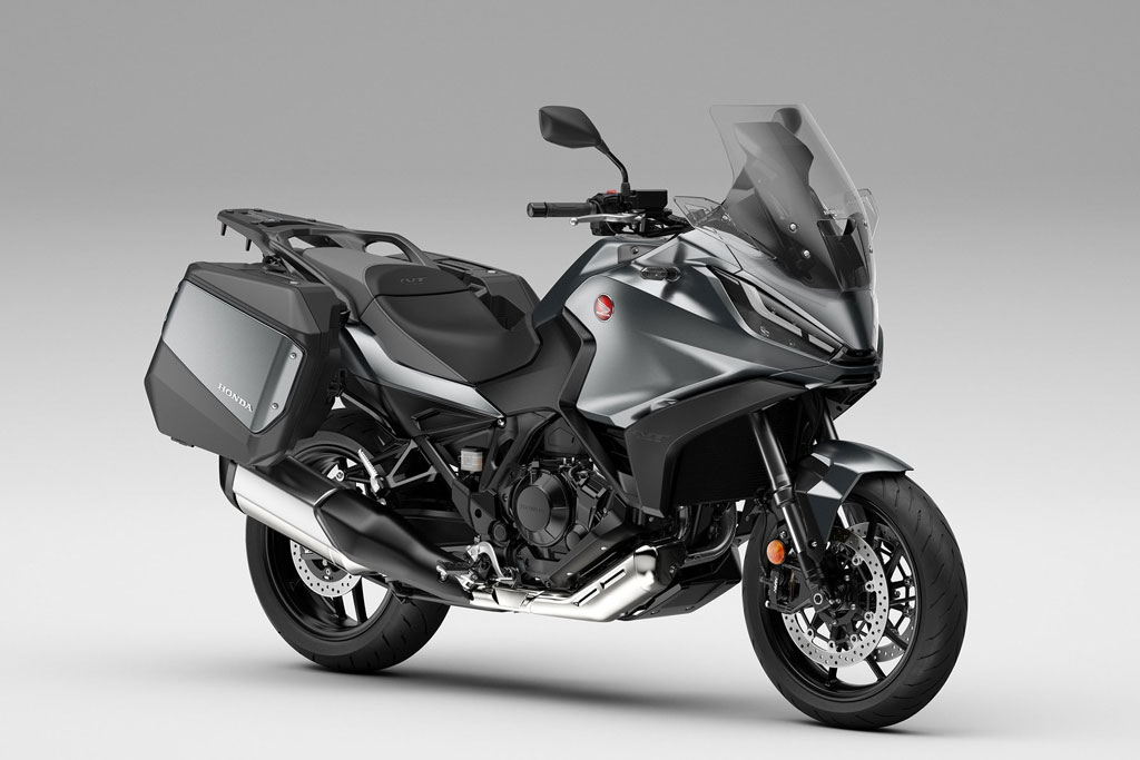 Honda NT1100 &#x111;&#x1B0;&#x1EE3;c &#x111;&#x103;ng k&#xFD; b&#x1EA3;n quy&#x1EC1;n t&#x1EA1;i Vi&#x1EC7;t Nam