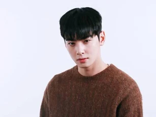 Cha Eun Woo tiết lộ phải trải qua cô đơn suốt 6 năm, chịu nhiều áp lực vì nổi tiếng nhất nhóm