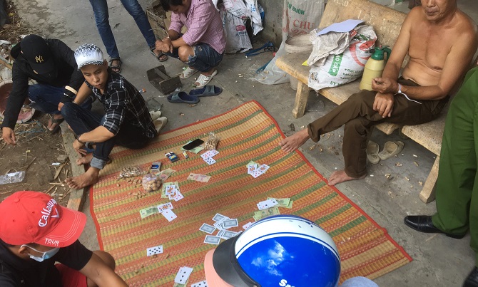 Cần Thơ: Bắt quả tang 26 đối tượng tham gia đánh bạc tại 2 tụ điểm
