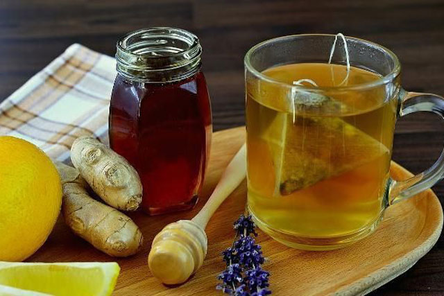Uống 1 cốc nước mật ong khi bụng đói vào buổi sáng, sau 1 tuần cơ thể sẽ nhận được 3 món quà cực lớn: Vừa sạch ruột mà da lại căng mịn