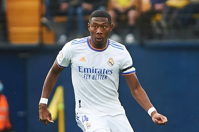 Trung vệ: David Alaba (Real Madrid).