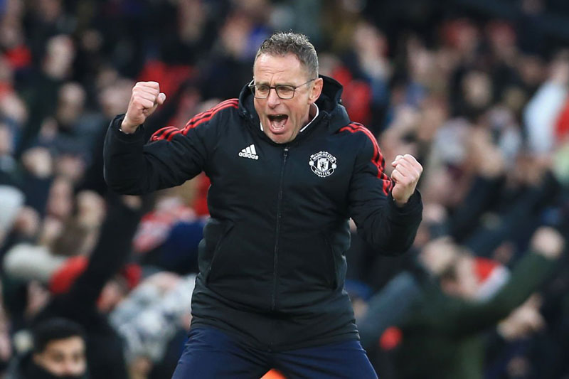 Rangnick miễn cưỡng đổi sơ đồ sau 24 phút bởi MU bị Brighton dồn ép