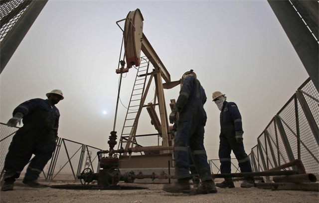 Nguyên nhân khiến giá dầu thế giới tăng chóng mặt? - Ảnh 1.