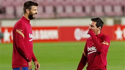 Pique là đạo diện vụ Barca 'lật kèo' với Messi