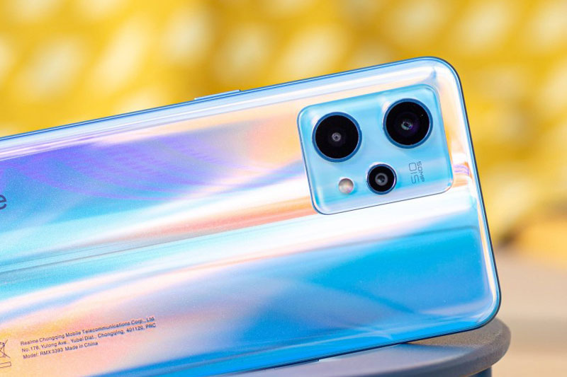 Cận cảnh Realme 9 Pro Plus: Chip Dimensity 920 5G, RAM 8 GB, sạc 60W, ‘hạt dẻ’