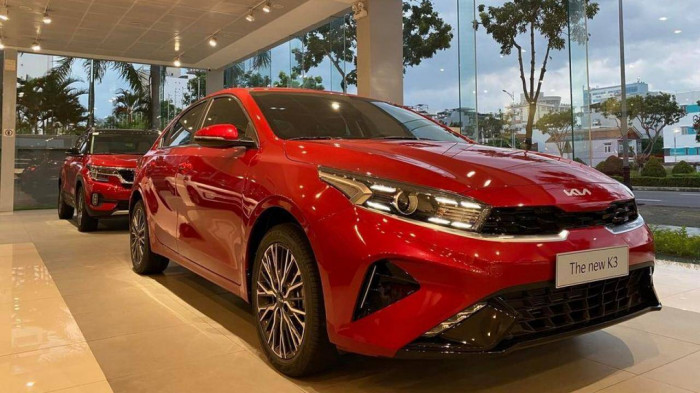Giá lăn bánh xe Kia K3 tháng 2/2022