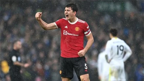 Maguire giúp MU phá giải 'lời nguyền' khó hiểu