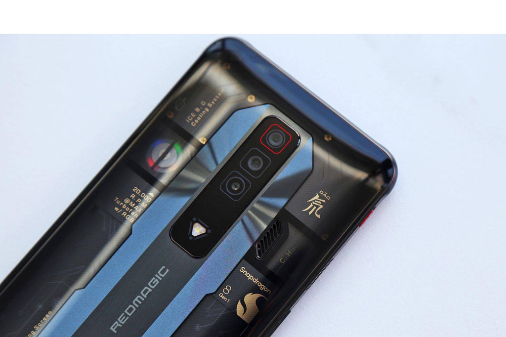 Smartphone Android mạnh bậc nhất thế giới, màn hình 165Hz, sạc 120W, giá ‘mềm’