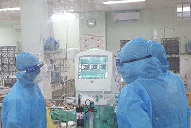 Sáng 21/2: Bệnh nhân COVID-19 nặng giảm, còn hơn 2.300 ca; 20 tỉnh, thành có F0 trên 1.000 ca/ngày