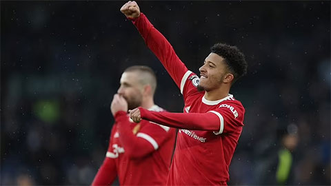 Sancho tỏa sáng do không còn Martial và Greenwood