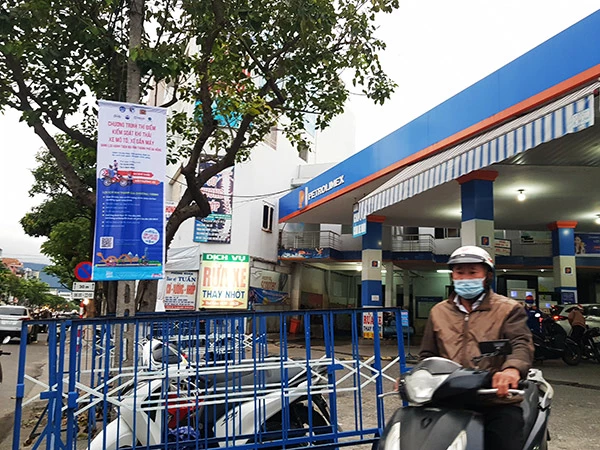 Đà Nẵng tuyên truyền về thí điểm kiểm soát khí thải xe mô tô, xe gắn máy đang lưu hành trên địa bàn TP