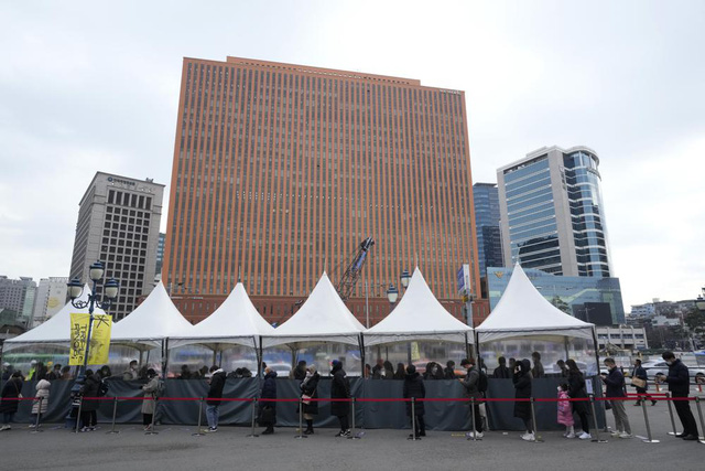 Omicron có khả năng gây tử vong thấp hơn 75% so với biến thể Delta