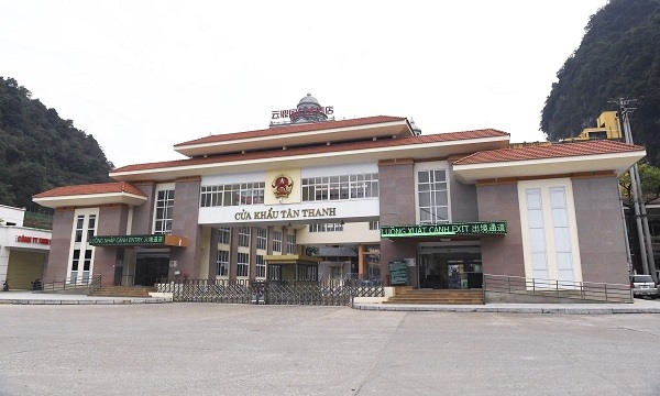 3 cửa khẩu tại Lạng Sơn vẫn tồn ứ hàng ngàn xe hàng chờ thủ tục xuất biên