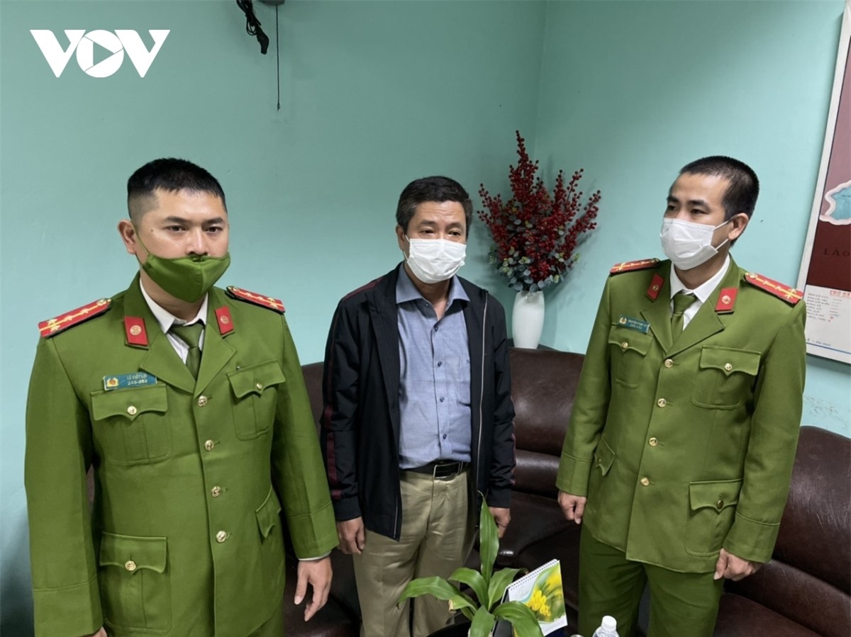 Ông Hoàng Văn Đức (Giám đốc CDC Thừa Thiên Huế) bị khởi tố, bắt tạm giam