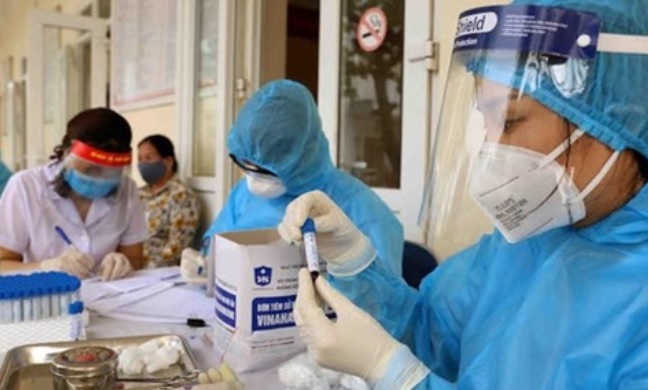 Bộ Y tế lên tiếng về tình trạng khan hiếm, hỗn loạn giá kit test COVID-19