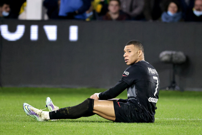 Mbappe lắc đầu với lời đề nghị có 1 không 2 của PSG