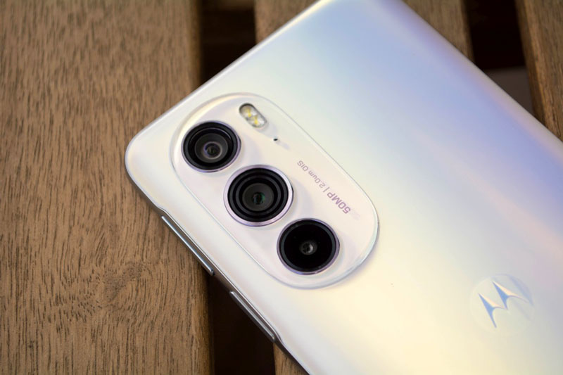 Smartphone chống nước, chip Snapdragon 8 Gen1, RAM 8 GB, sạc 68W, giá rẻ bất ngờ