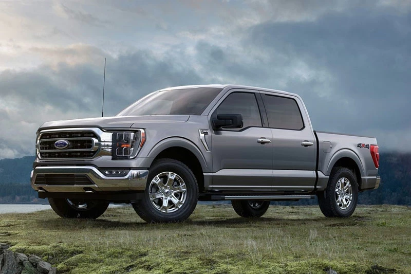 5. Ford F-150 Limited (giá khởi điểm: 77.530 USD).