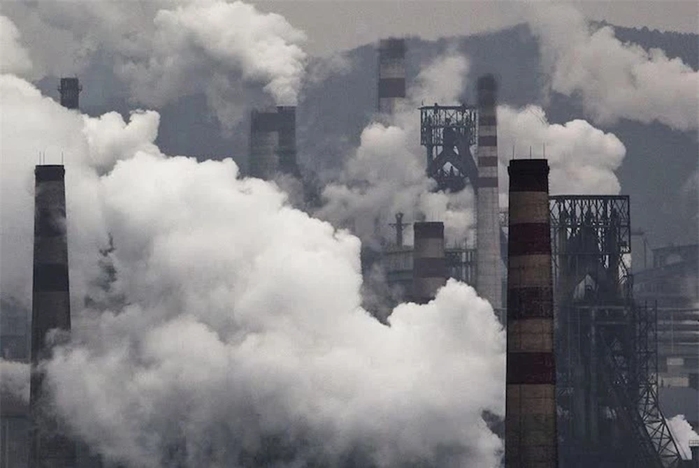 Mối liên hệ chết người giữa sụt giảm khí thải và thiên tai tấn công Trung Quốc năm 2020 - Ảnh 1.