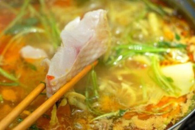 Mách bạn cách nấu lẩu cá ngọt nước lại khử sạch mùi tanh