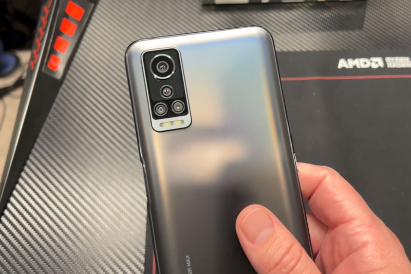 Smartphone Mỹ với RAM 8 GB, pin 5.000 mAh, camera 108 MP, giá rẻ bất ngờ