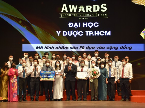 TP Hồ Chí Minh: Vinh danh 10 công trình y học phòng chống COVID-19