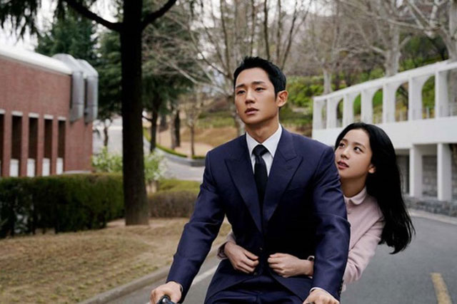 Son Ye Jin và Park Min Young trở thành vị cứu tinh sau màn cứu nguy cho đài JTBC