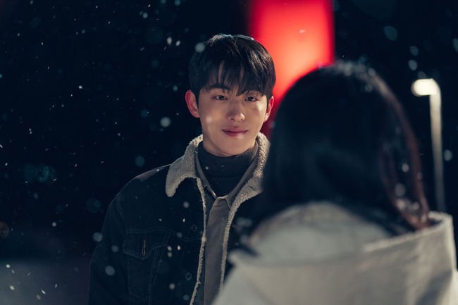 Diễn xuất đỉnh cao, Nam Joo Hyuk được truyền thông Hàn gọi là biểu tượng mối tình đầu