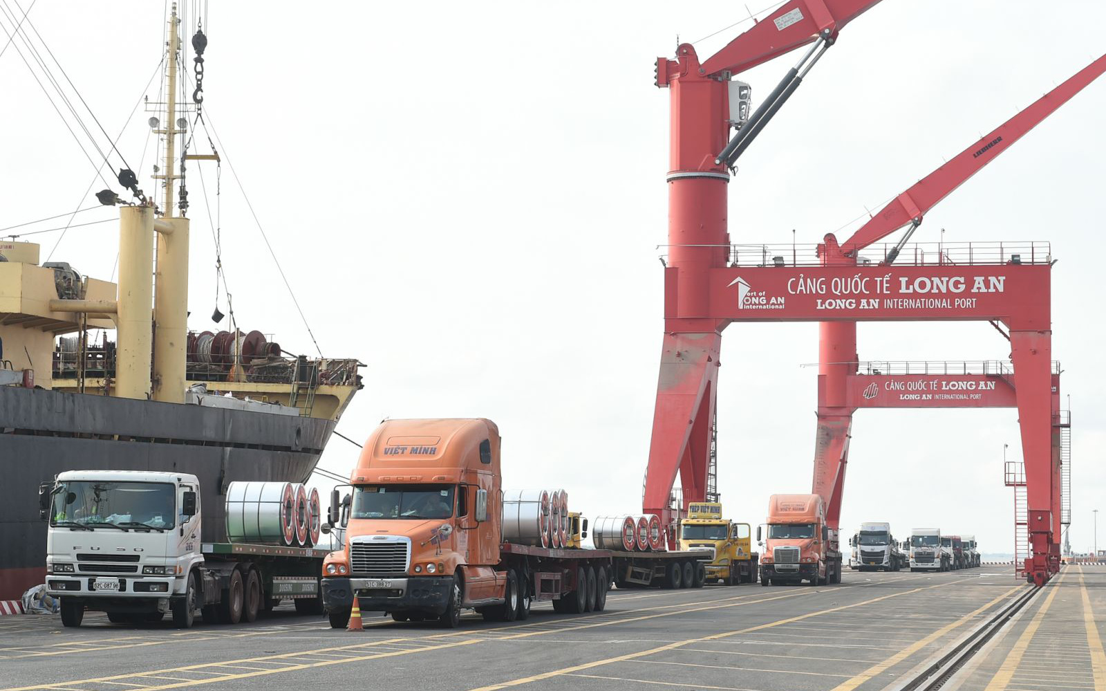 Nh&#x1EEF;ng d&#x1EF1; &#xE1;n n&#xE0;o gi&#xFA;p Singapore so&#xE1;n ng&#xF4;i H&#xE0;n Qu&#x1ED1;c, Nh&#x1EAD;t B&#x1EA3;n v&#x1EC1; &#x111;&#x1EA7;u t&#x1B0; FDI v&#xE0;o Vi&#x1EC7;t Nam?