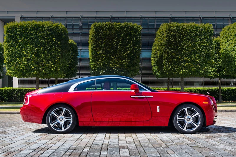 3. Rolls-Royce Wraith.