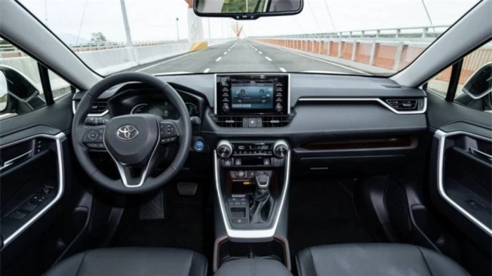 toyota rav4 2022 ra mắt tại philippines, giá 957 triệu đồng