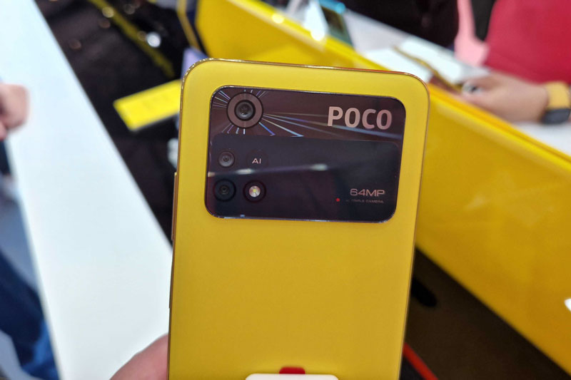 Xiaomi ra mắt smartphone chống nước, chip S695 5G, RAM 8 GB, sạc 67W, giá ‘mềm’